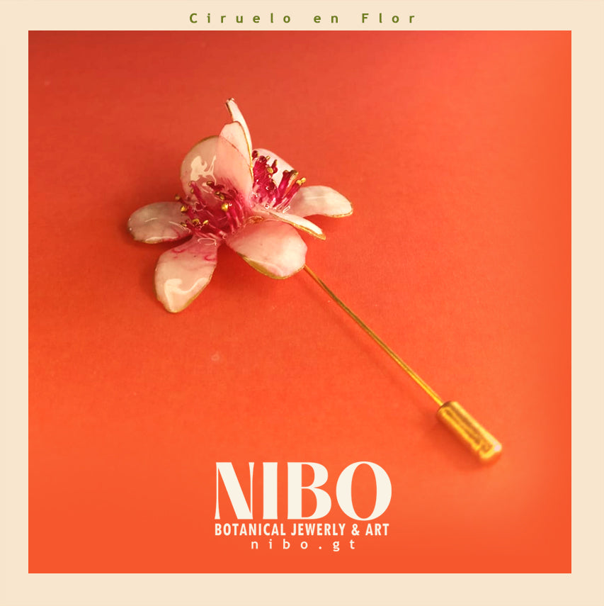 Flor de Ciruelo / Broche de Alfiler
